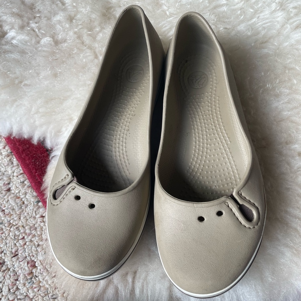 CROCS FLATS